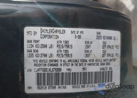 1999 Jeep Cherokee Classic/Sport z USA, uszkodzony, nr VIN 1J4FF68S1XL676980